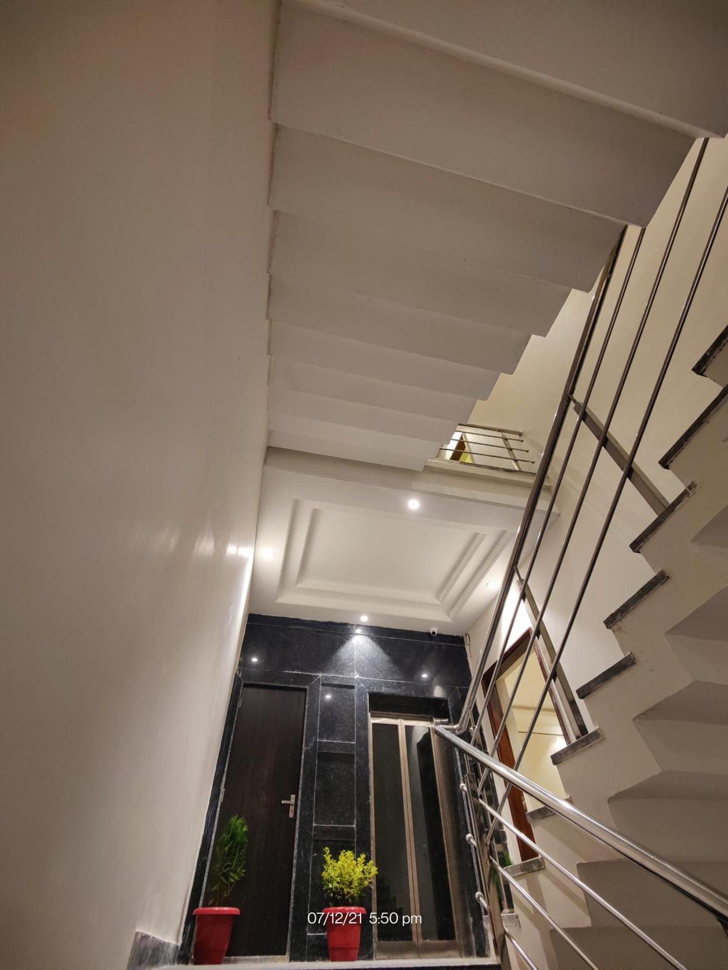Mds Royal Resort Tulsipur Екстериор снимка